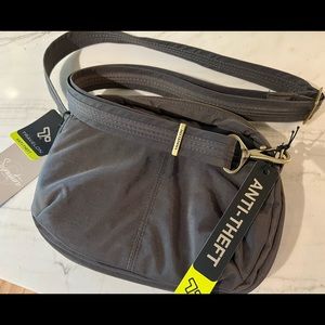Travelon travel cross-body bag NWT
